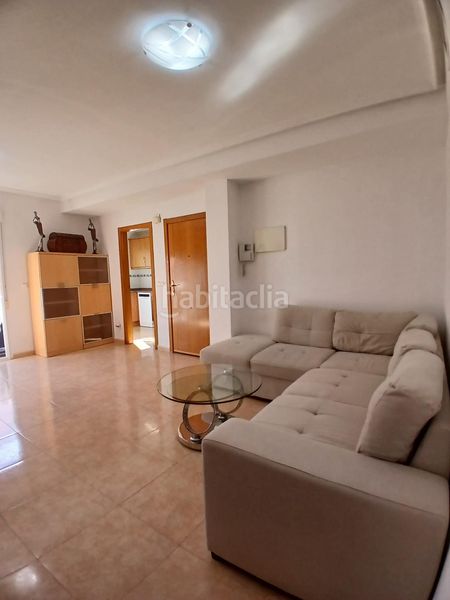 Foto bbe3d114-bb15-4698-a989-2e286f0a7619. Apartament a calle calle corbeta 7 a Zona Playa del Cura Torrevieja