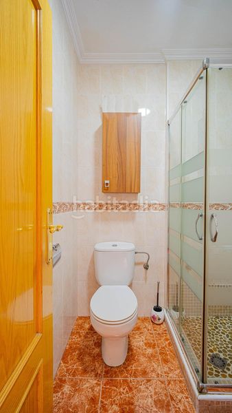 Foto 7188542c-937e-4fb6-9811-e04a40e6796d. Ático espectacular ático con garaje y gran terraza en zona centro en Torrevieja