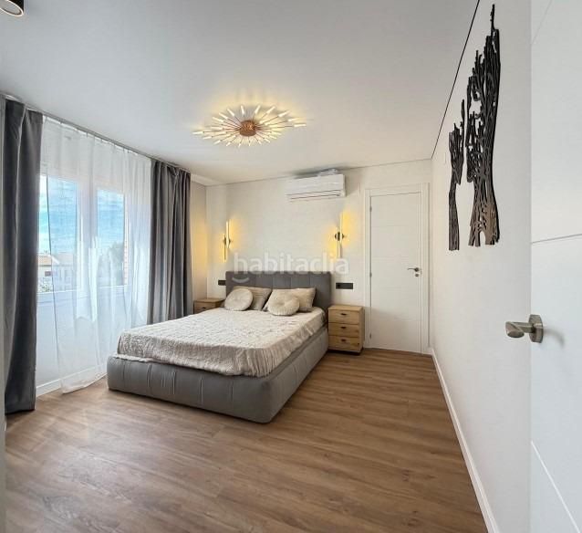Foto 46465ae1-c964-4117-b47f-2e27e2b8923d. Apartament a Punta Prima Torrevieja