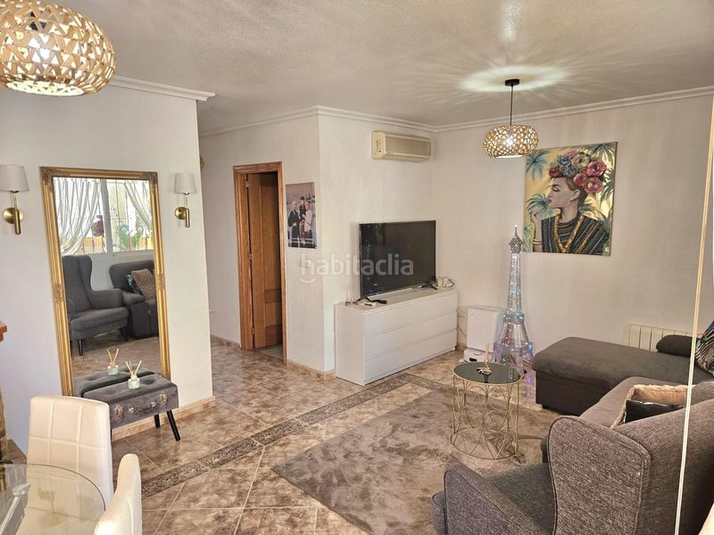 Foto 77f34311-7f90-46a8-90ba-0b5443e154d4. Casa amb piscina a La Florida Orihuela