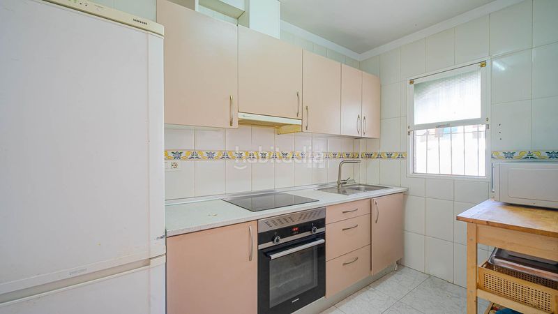 Foto 30583bf2-6f74-4795-bd76-92f9e2ed4b6b. Casa amb aparcament a Centro Alcázares (Los)