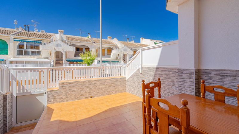 Foto 36882a98-7fd1-44d7-8507-6eed328fefd0. Casa amb aparcament a Centro Alcázares (Los)