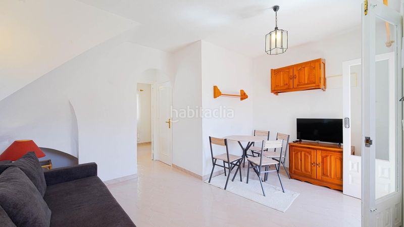 Foto a4496c7e-5708-47c0-8089-9834760327ca. Casa amb piscina a Zona Carrefour - Urbanizaciones Torrevieja