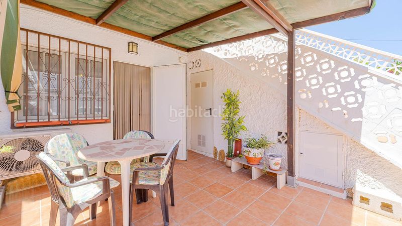 Foto 06126db7-082e-42a8-a174-4c44c8b66b0e. Casa amb aparcament a Los Balcones-Los Altos Torrevieja