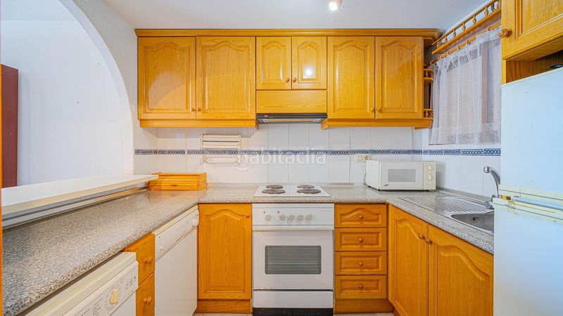 Foto f9fd30db-32f4-4fec-89b2-2d338aabc84c. Apartament amb piscina a Parque de las Naciones Torrevieja