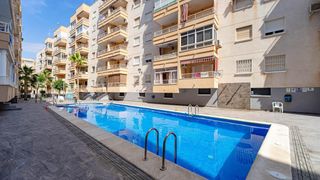 Apartament  Diego ramirez pastor. Apartamento de 2 dormitorios con amplia terraza y piscina comuni