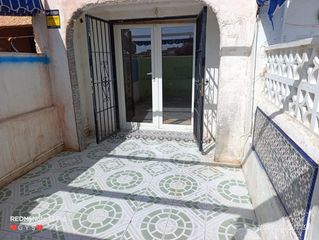 Casa en Calle luna 400. Oportunidad de inversión para reformar en calle luna, torrevieja