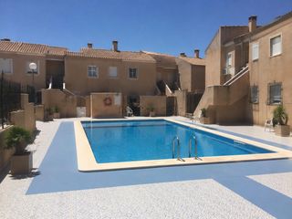 Dúplex a Avenida delfina viudes 0. Vivienda tipo quad de 3 dormitorios con piscina comunitaria y 11