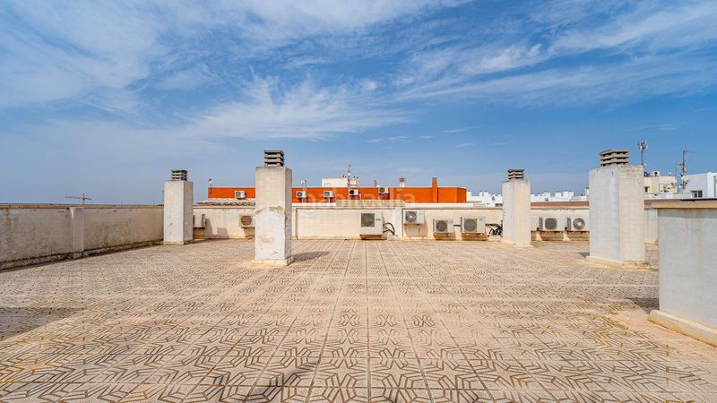 Foto df7b10ff-2310-45ef-b7e1-f910129cf85e. Apartament amb aparcament a El Molino Torrevieja