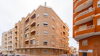 Car parking  Jose martinez ruiz-azorin. Plaza de aparcamiento en torrevieja