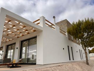 Chalet en Pinoso. Villas de nueva construcción a medida en pinoso alicante amplias