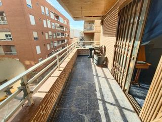 Apartment  Travesía san miguel de salinas. Apartamento en esquina con dos terrazas a 100m de playa del aceq