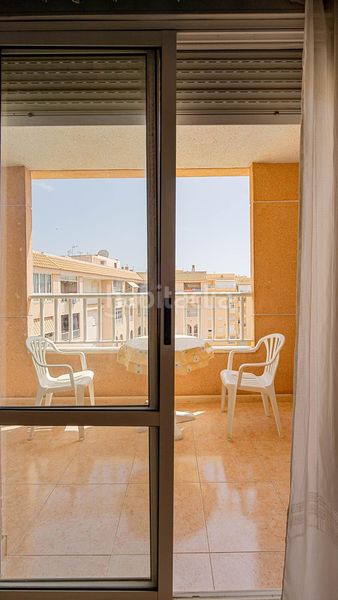 Foto 12e0214b-5ddf-486a-a208-0d411be06d08. Ático  de 2 dormitorios con terraza y piscina comunitaria en El Molino, en Torrevieja