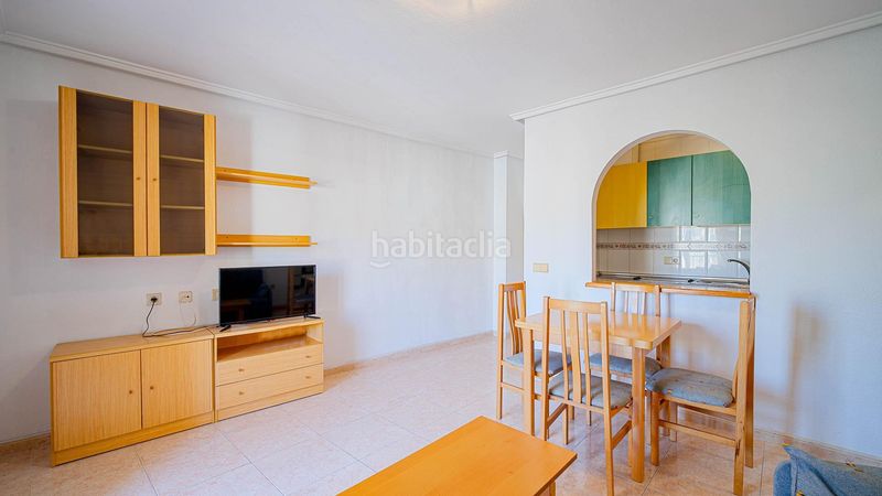 Foto 508edb98-5bb7-43fa-970b-7dd7396c9969. Ático  de 2 dormitorios con terraza y piscina comunitaria en El Molino, en Torrevieja
