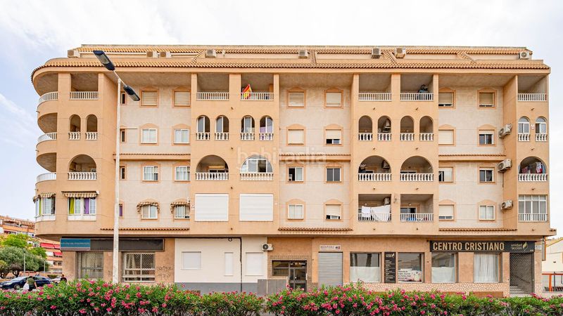 Foto ae0f0a4f-7bc7-495d-84c8-05d3ce20a53f. Ático  de 2 dormitorios con terraza y piscina comunitaria en El Molino, en Torrevieja