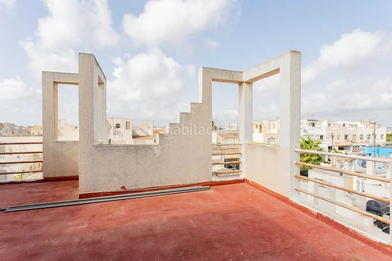 Foto fb184ce2-13b2-4551-a98c-73b9572ab15b. Casa a Zona Carrefour - Urbanizaciones Torrevieja