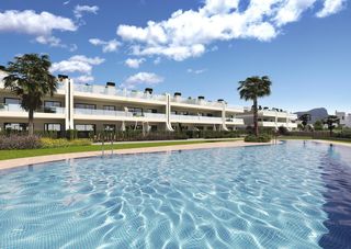 Casa a La Manga Club. Residencial con bungalows, adosados y villas en la manga club
