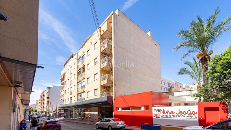 Foto 9da88276-f239-48ba-bc13-1112647be16d. Àtic amb piscina a Antonio Machado Torrevieja