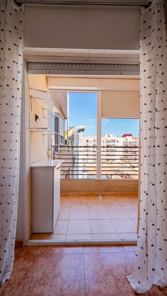 Foto a67006bc-e49b-425d-90db-07f5111418a6. Àtic amb piscina a Antonio Machado Torrevieja