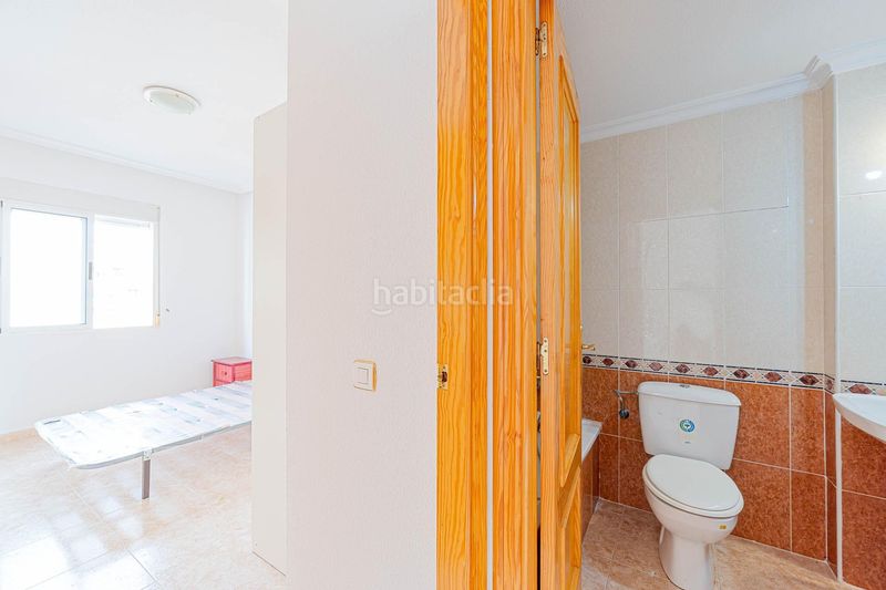 Foto 6b74d896-ec2c-4750-942c-7a4e77bfe292. Apartament a El Molino Torrevieja