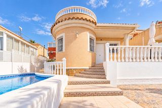 Xalet  Palmito. Chalet independiente reformado con solárium y piscina privada en