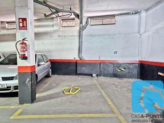 Alquiler Parking coche  De saturnino calleja. Alquiler de plaza de garaje en ciudad jardín, madrid