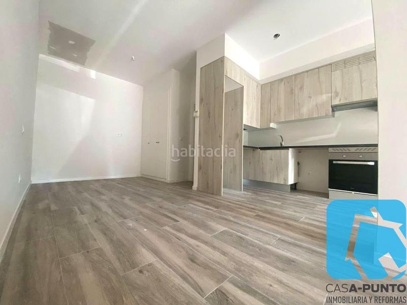 Foto 3737743b-4bec-4d17-b1df-d4c2d7d8105f. Planta baja obra nueva en Lucero estudio inversión en Madrid