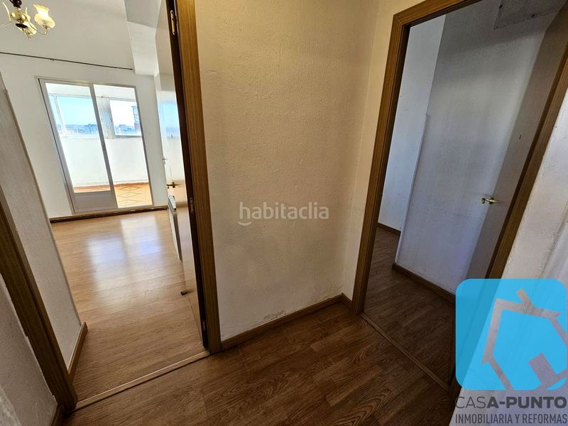 Foto dc31b4c9-6e60-4c93-a53f-7f5bb53c034c. Àtic a Pacífico Madrid
