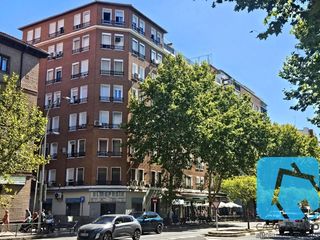 Piso en Avenida de la Ciudad de Barcelona