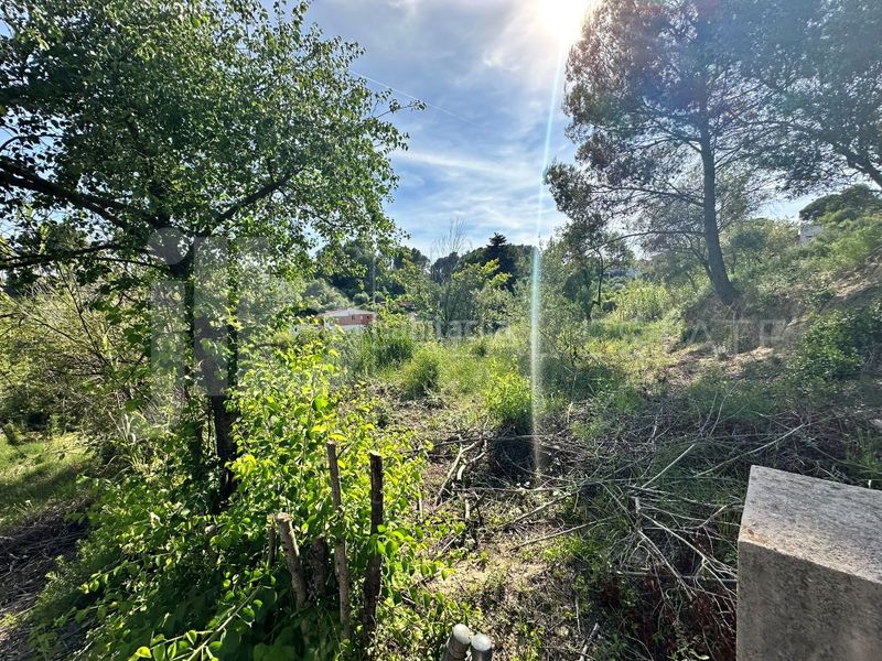 Foto a40c62e3-1e79-4d40-b749-6f9421302b39. Terreny residencial a Sant Muç Rubí