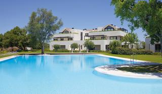 Dúplex a Sotogrande Alto. Duplex en hacienda valderrama