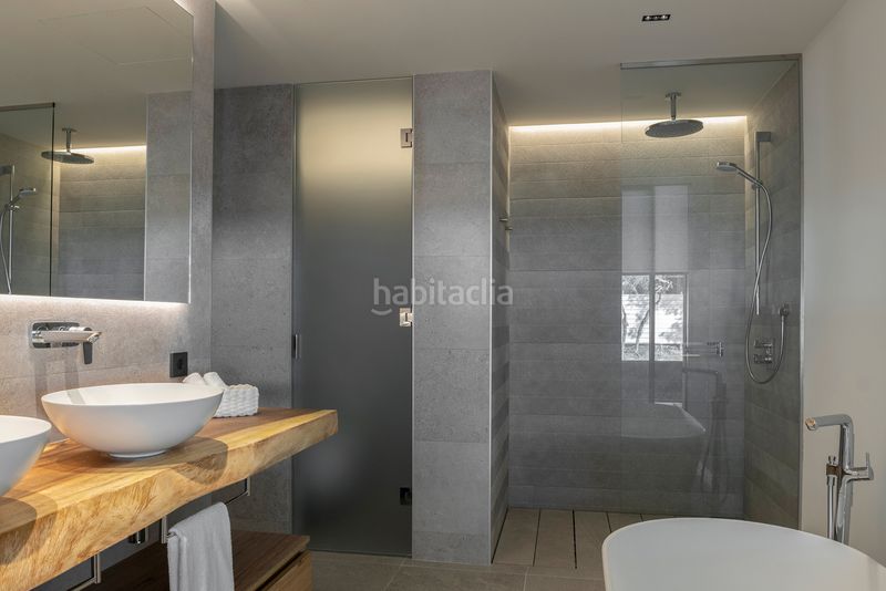 Foto 320b0380-5c97-4317-b890-2906d6f915b3. Apartament amb aparcament piscina a Sotogrande alto Sotogrande