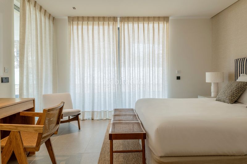 Foto ad24ddb5-a8ef-4af9-b079-9cb6acfd6d21. Apartament amb aparcament piscina a Sotogrande alto Sotogrande