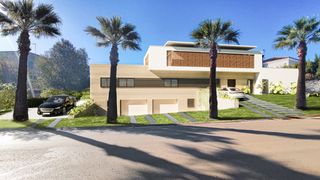 House in Sotogrande Costa. Vill zona b nueva construcción