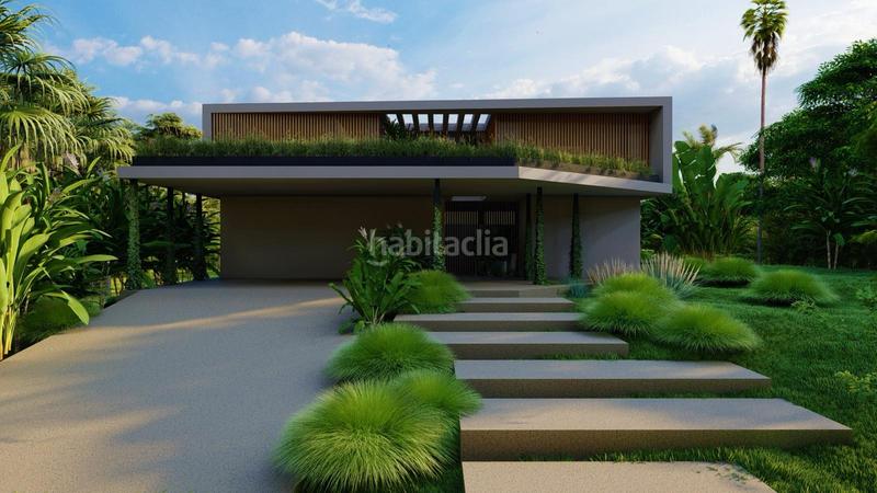 Foto ec5e27ed-8853-4017-872d-2d5b64709f4a. House with parking pool in Sotogrande costa Sotogrande