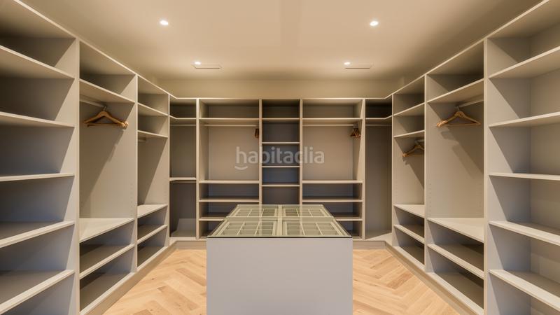 Foto 2f0f7859-cf44-486e-b2c8-691be6d88475. Casa con parcheggio piscina in Sotogrande alto Sotogrande