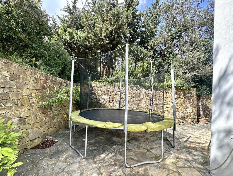 Foto 0f26cb86-9160-4670-b796-1042f96d084a. Casa amb aparcament piscina a Sotogrande costa Sotogrande