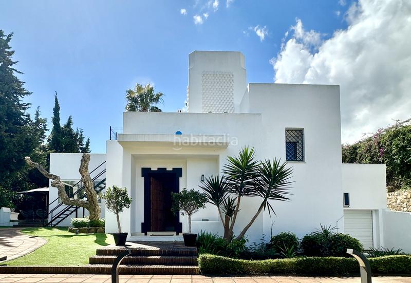 Foto d2dc0911-a7be-4c1b-aff3-9f2b68767ae3. Casa amb aparcament piscina a Sotogrande costa Sotogrande