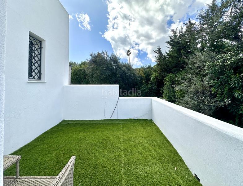 Foto eb9b8a84-e72d-4523-b55d-82f5d99c7c9e. Casa amb aparcament piscina a Sotogrande costa Sotogrande