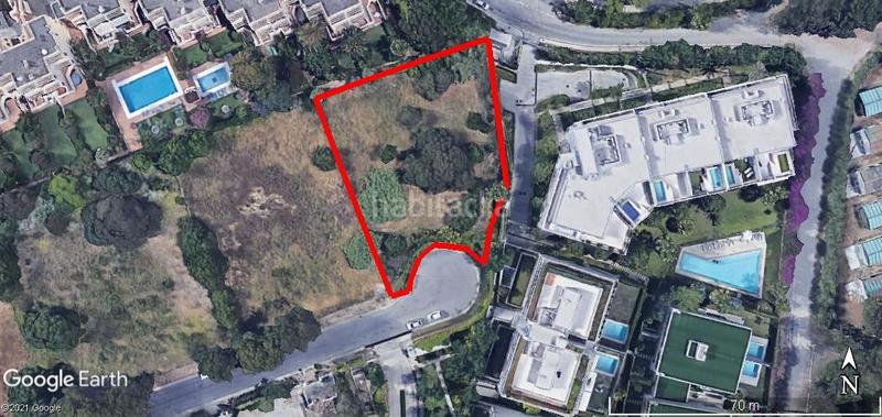 Foto c124b351-2508-440b-8343-0672a2f89301. Terreno residencial parcela en reyes y reinas ii en Sotogrande