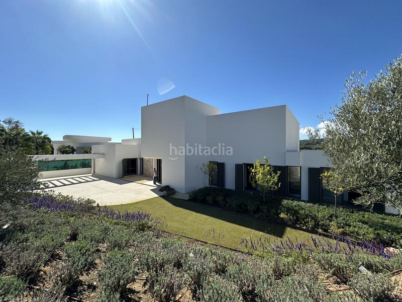 Foto 2b1fd7ad-541e-40fd-9633-7f6d2784d430. Casa con parcheggio piscina in Sotogrande alto Sotogrande