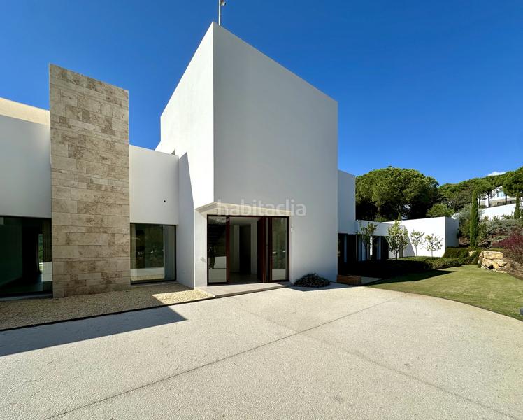 Foto 2fca33a9-6c11-49ef-a57d-cbdb8884847f. Casa con parcheggio piscina in Sotogrande alto Sotogrande