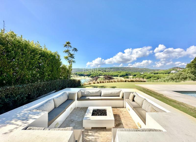 Foto f5a70fb0-9a8b-4486-b805-e7cdb45528a6. Casa con parcheggio piscina in Sotogrande alto Sotogrande