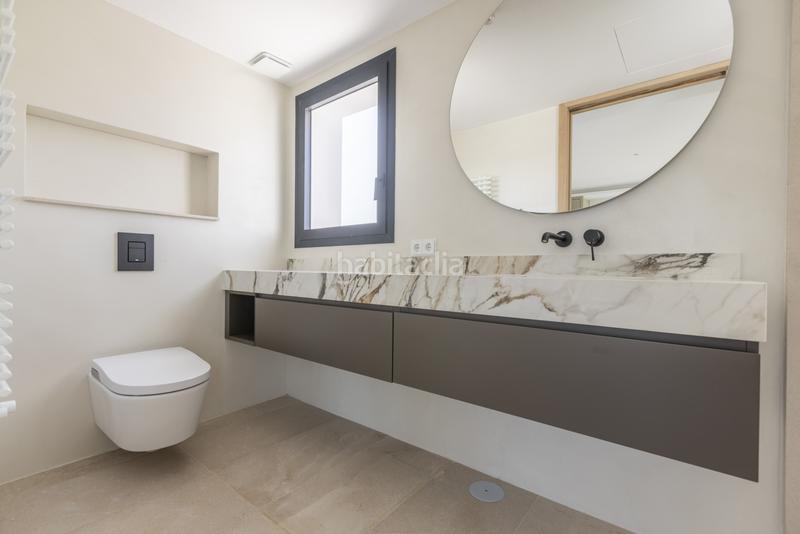 Foto 47a11348-2d6b-467f-af6c-4dbde2625635. Casa con parcheggio piscina in Sotogrande alto Sotogrande