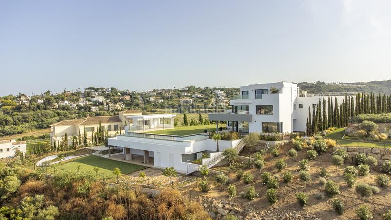 Foto a460e0d4-7094-4d33-adec-e02a4d8052ac. Casa con parcheggio piscina in Sotogrande alto Sotogrande