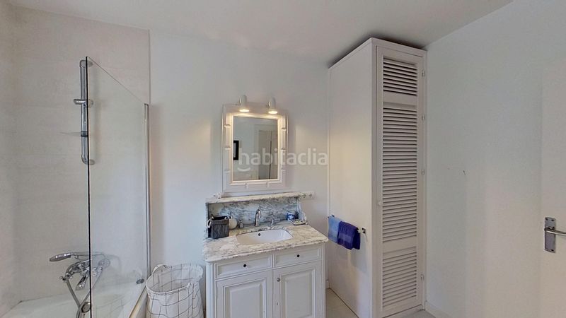 Foto 3338f6a3-77ee-4fa1-9e65-4a5c7ddd4f8a. Casa amb calefacció aparcament piscina a Sotogrande costa Sotogrande