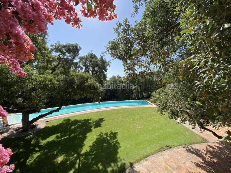 Foto 615e29a1-440d-4402-b781-b89ce7fdbcf0. Casa amb calefacció aparcament piscina a Sotogrande costa Sotogrande
