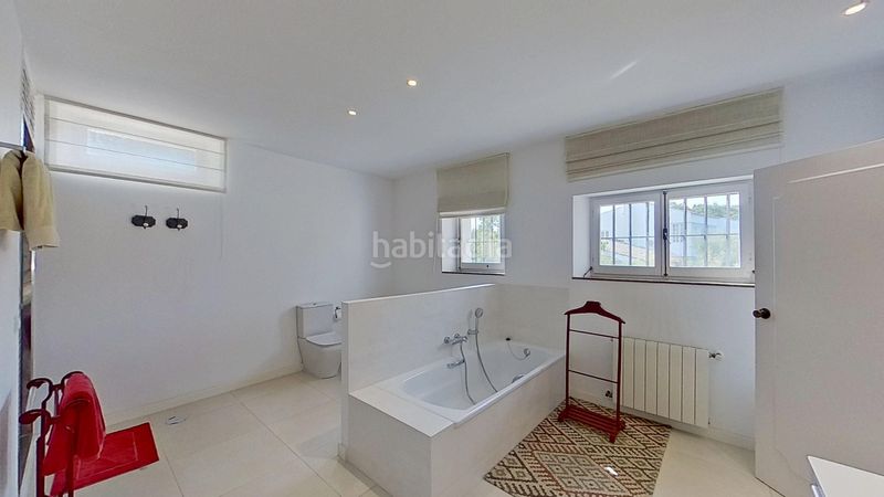 Foto be6ca2cb-39cd-4613-878b-cab8a4fc8924. Casa amb calefacció aparcament piscina a Sotogrande costa Sotogrande