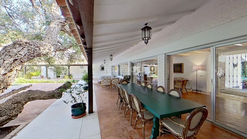 Foto c48f8cd5-f318-4ad2-9614-e5aebd078a30. Casa amb calefacció aparcament piscina a Sotogrande costa Sotogrande