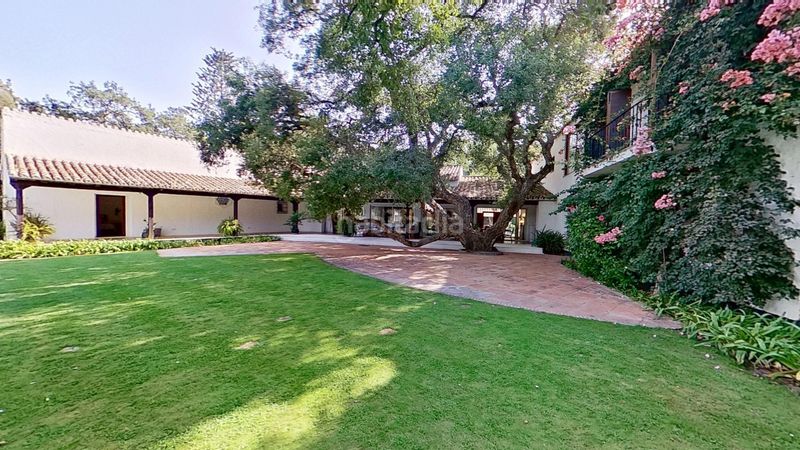 Foto fd857a4f-0703-4336-af74-063722ee5659. Casa amb calefacció aparcament piscina a Sotogrande costa Sotogrande